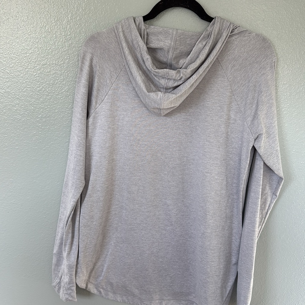 Athleta Medium Lightweight Super Soft Gray Long S… - image 5